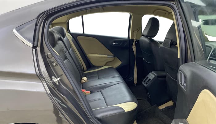 2015 Honda City 1.5L I-VTEC SV, Petrol, Manual, 53,303 km, Right Side Rear Door Cabin