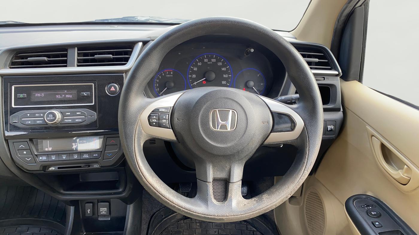 2017 Honda Brio S MT, Petrol, Manual, 98,398 km, Steering Wheel Close Up