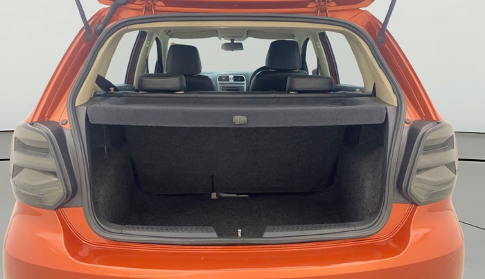 2015 Volkswagen Polo HIGHLINE1.5L, Diesel, Manual, 81,615 km, Boot Open Zoomed View