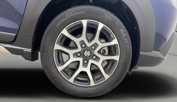 2022 Maruti XL6 ALPHA MT, Petrol, Manual, 62,851 km, Right Front Wheel