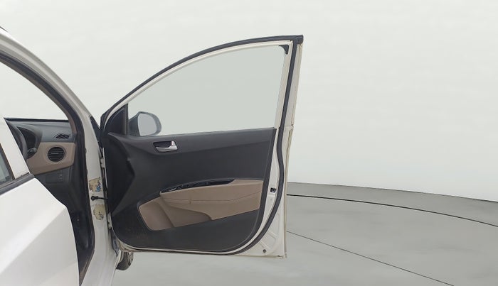 2016 Hyundai Grand i10 SPORTZ 1.2 KAPPA VTVT, Petrol, Manual, 70,486 km, RHS Front Door