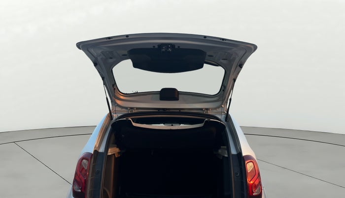 2021 Renault Duster RXZ 1.5 PETROL MT, Petrol, Manual, 75,397 km, Boot Door Open