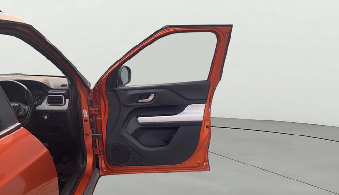 2021 Tata PUNCH CREATIVE  1.2 RTN DUAL TONE, Petrol, Manual, 30,276 km, RHS Front Door