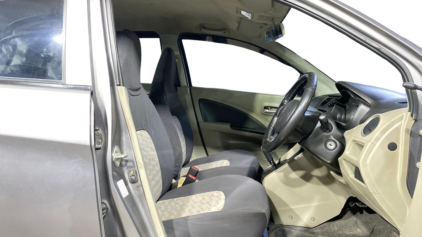 2014 Maruti Celerio VXI AMT, Petrol, Automatic, 75,252 km, Right Side Front Door Cabin