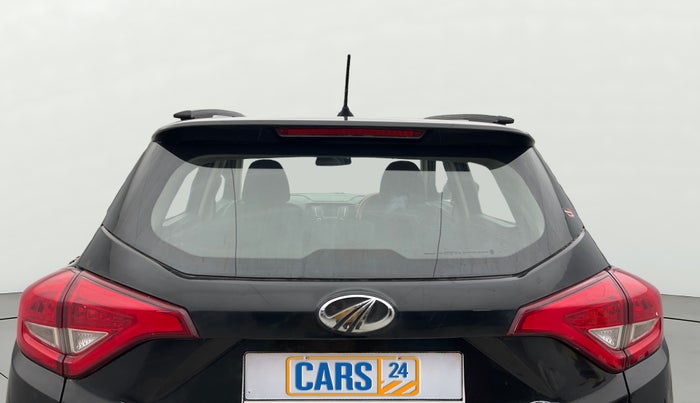 2021 Mahindra XUV300 W6 1.2 PETROL, Petrol, Manual, 1,18,148 km, Rear Windshield