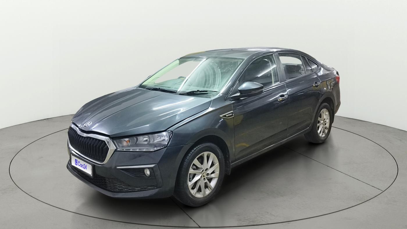 2023 Skoda SLAVIA AMBITION 1.0L TSI AT, Petrol, Automatic, 28,137 km, Left Front Diagonal