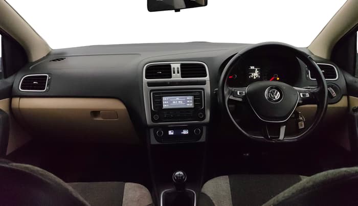 2015 Volkswagen Polo HIGHLINE1.2L, Petrol, Manual, 61,171 km, Dashboard