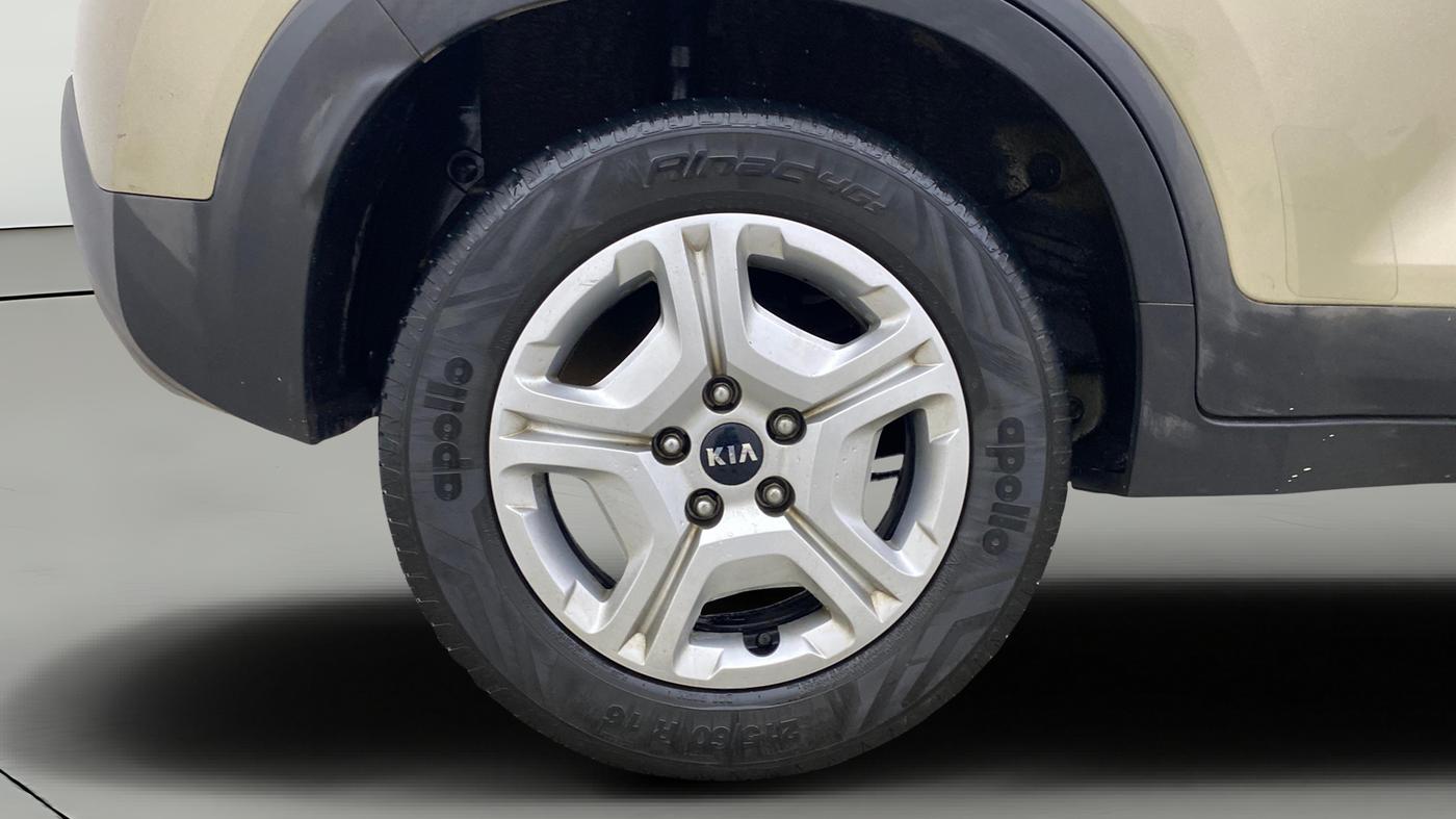 2020 KIA SONET HTK PLUS 1.0 DCT, Petrol, Automatic, 50,590 km, Right Rear Wheel