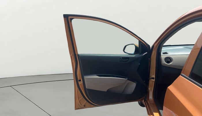 2016 Hyundai Grand i10 MAGNA AT 1.2 KAPPA VTVT, Petrol, Automatic, 89,252 km, LHS Front Door