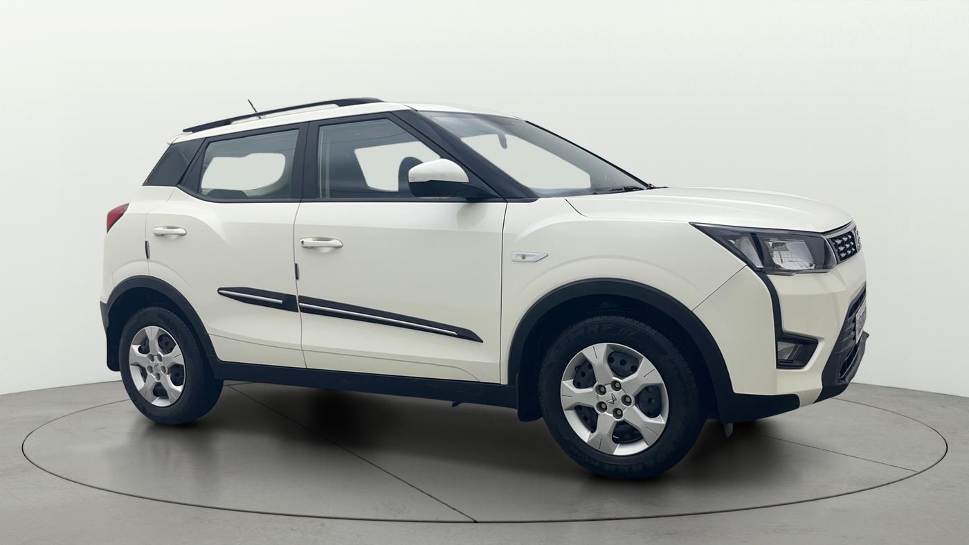 2022 Mahindra XUV300 W6 1.2 PETROL, Petrol, Manual, 20,824 km, SRP