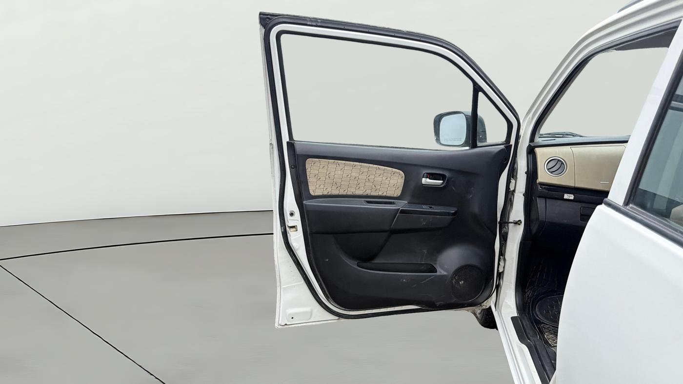 2017 Maruti Wagon R 1.0 VXI, Petrol, Manual, 56,857 km, LHS Front Door
