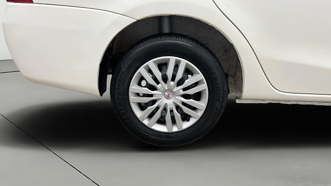 2016 Toyota Etios G, Petrol, Manual, 27,162 km, Right Rear Wheel