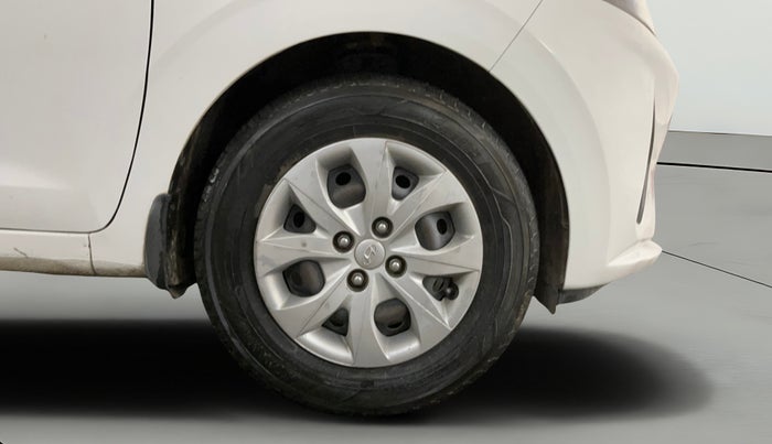 2022 Hyundai AURA S 1.2 CNG, CNG, Manual, 87,289 km, Right Front Wheel