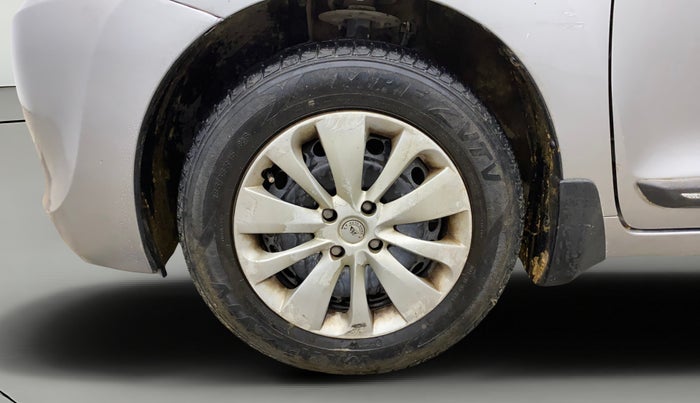 2017 Maruti Baleno DELTA PETROL 1.2, Petrol, Manual, 64,565 km, Left Front Wheel