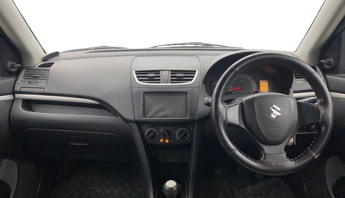 2017 Maruti Swift LXI (O), CNG, Manual, 1,08,799 km, Dashboard