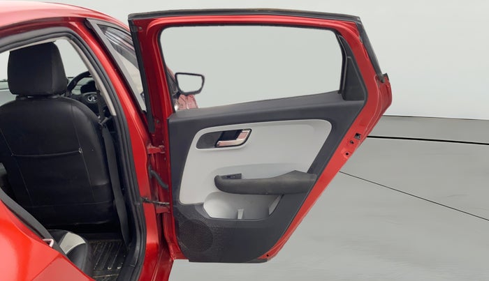 2021 Tata ALTROZ XZ DIESEL, Diesel, Manual, 66,835 km, RHS Rear Door