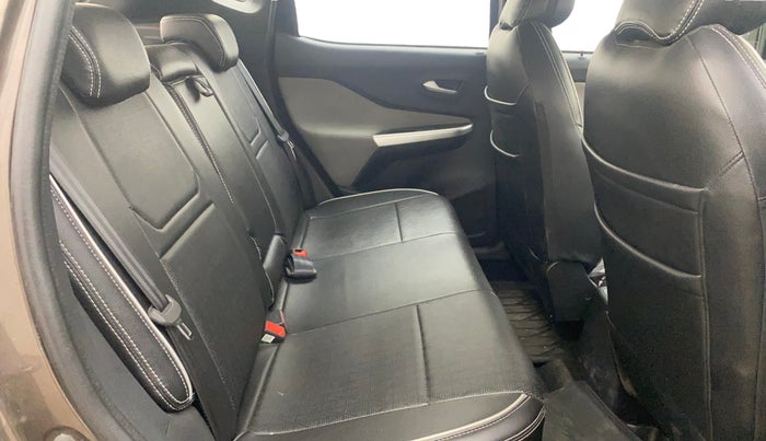 2021 Nissan MAGNITE XL TURBO CVT, Petrol, Automatic, 39,779 km, Right Side Rear Door Cabin