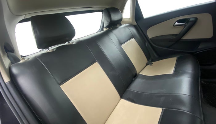 2013 Volkswagen Polo HIGHLINE1.2L, Petrol, Manual, 1,42,355 km, Right Side Rear Door Cabin