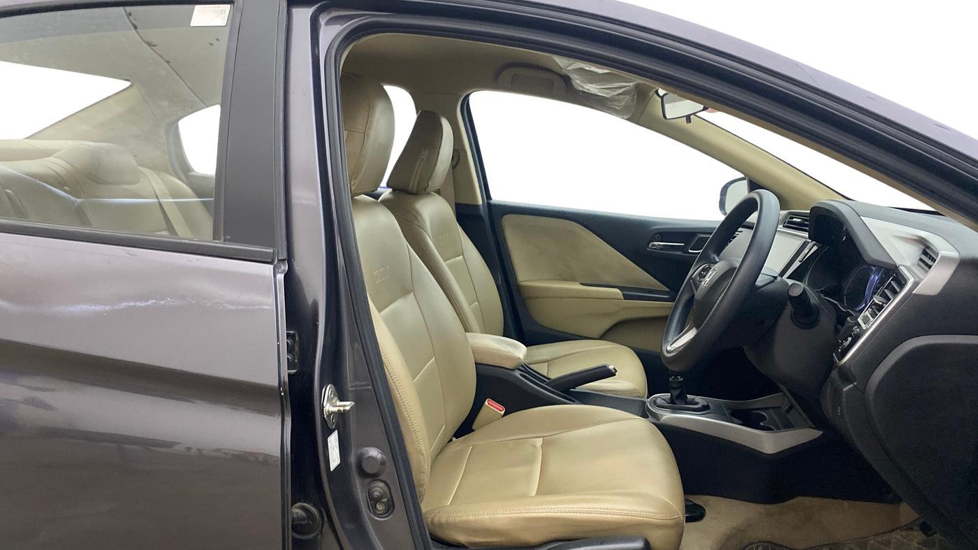 2018 Honda City 1.5L I-VTEC V MT, Petrol, Manual, 74,104 km, Right Side Front Door Cabin