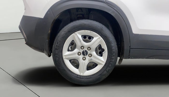 2023 KIA SELTOS HTE 1.5 DIESEL, Diesel, Manual, 1,21,707 km, Right Rear Wheel