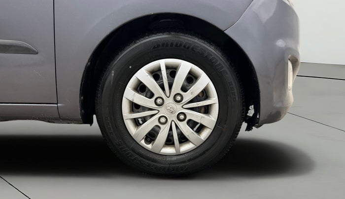 2015 Hyundai i10 SPORTZ 1.1, Petrol, Manual, 40,596 km, Right Front Wheel