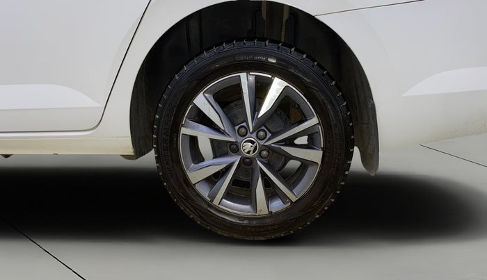 2022 Skoda SLAVIA STYLE 1.0L TSI MT, Petrol, Manual, 46,726 km, Left Rear Wheel