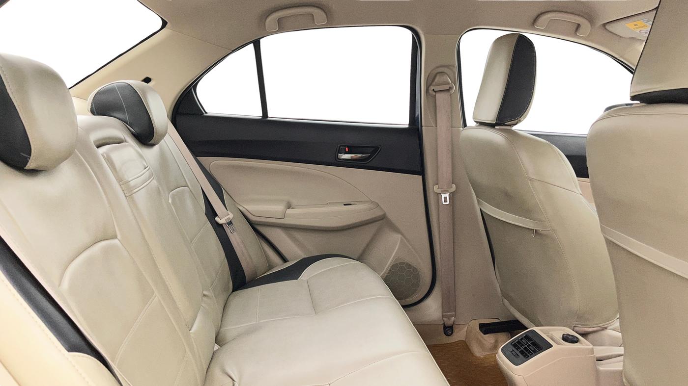2018 Maruti Dzire ZXI, Petrol, Manual, 39,870 km, Right Side Rear Door Cabin