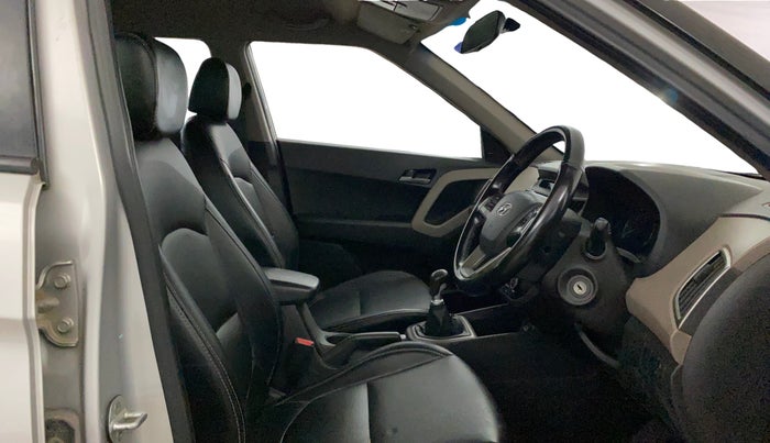2015 Hyundai Creta S 1.6 PETROL, Petrol, Manual, 78,783 km, Right Side Front Door Cabin