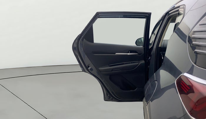 2023 KIA SONET HTK PLUS 1.0 IMT, Petrol, Manual, 32,515 km, LHS Rear Door