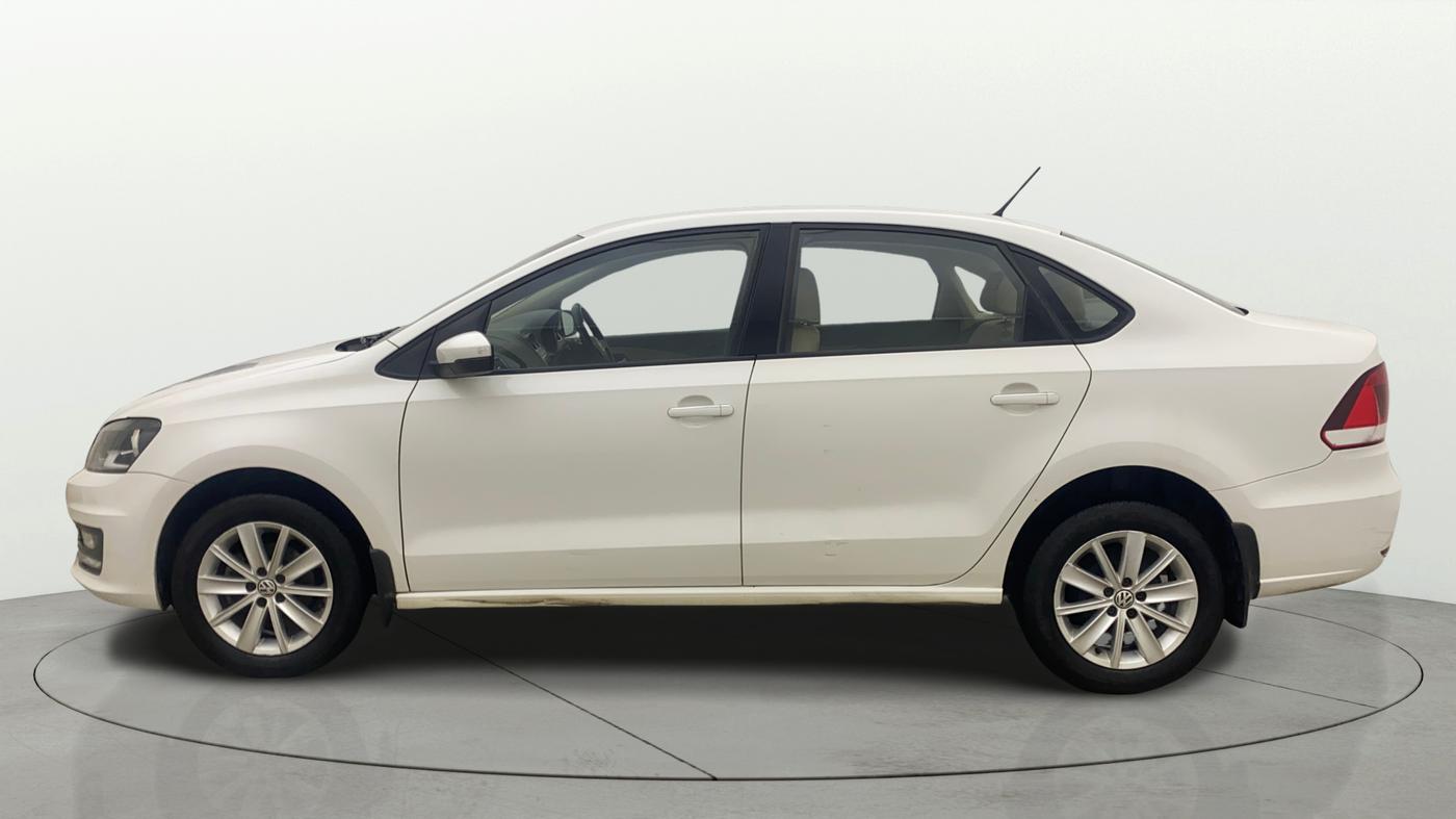 2016 Volkswagen Vento HIGHLINE 1.6 MPI, Petrol, Manual, 29,541 km, Left Side