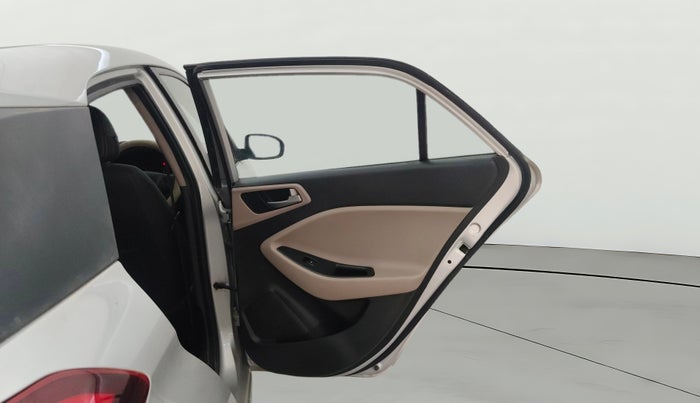 2015 Hyundai Elite i20 SPORTZ 1.2, Petrol, Manual, 1,20,332 km, RHS Rear Door