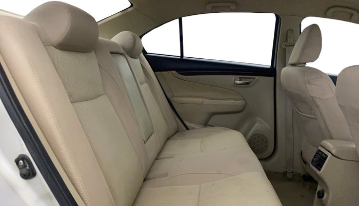 2016 Maruti Ciaz VXI, Petrol, Manual, 1,20,432 km, Right Side Rear Door Cabin