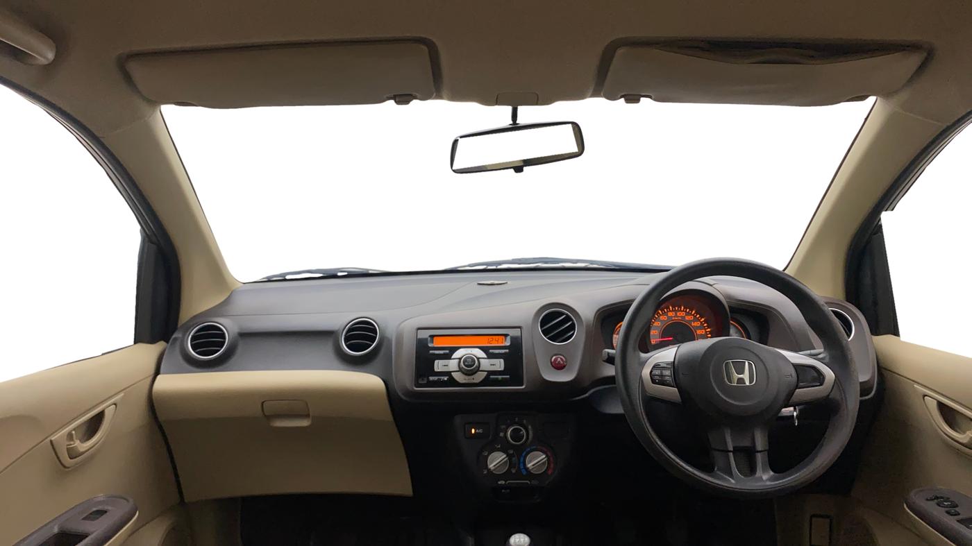 2013 Honda Brio S MT, Petrol, Manual, 1,01,790 km, Dashboard
