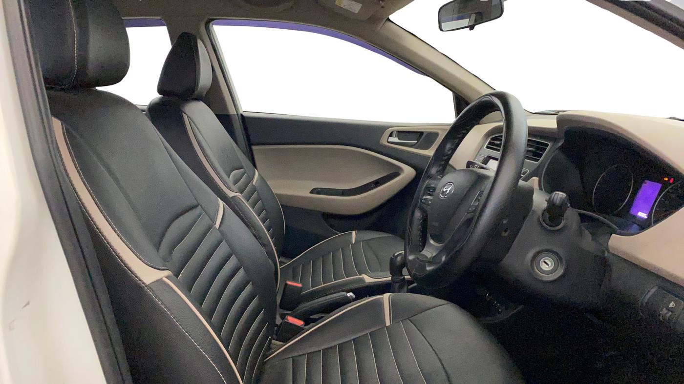2018 Hyundai Elite i20 ASTA 1.2, Petrol, Manual, 38,843 km, Right Side Front Door Cabin