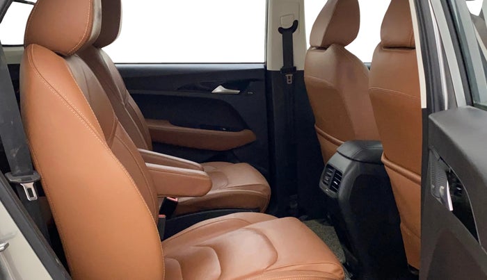 2020 MG HECTOR SHARP 1.5 DCT PETROL, Petrol, Automatic, 39,527 km, Right Side Rear Door Cabin