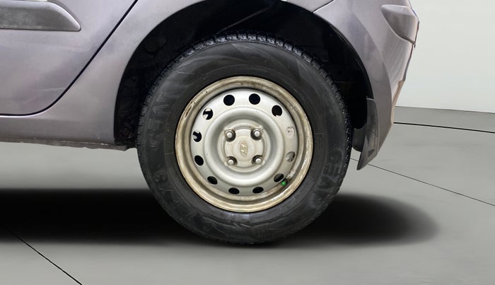 2013 Hyundai i10 MAGNA 1.1, Petrol, Manual, 66,622 km, Left Rear Wheel