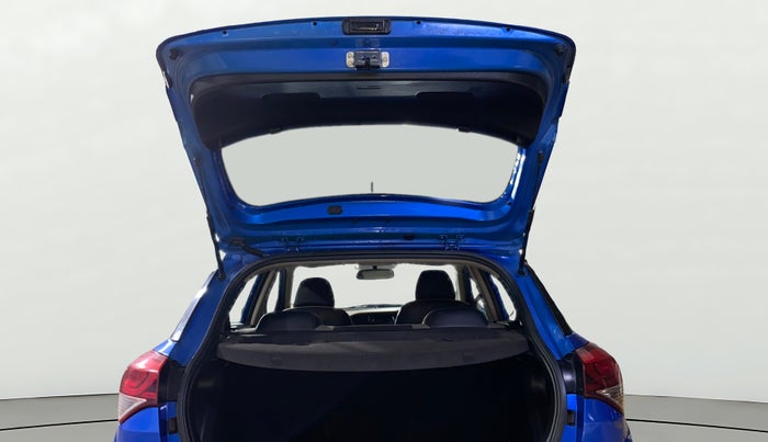 2017 Hyundai Elite i20 ASTA 1.2, Petrol, Manual, 77,893 km, Boot Door Open