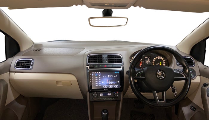 2016 Skoda Rapid 1.5 TDI CR STYLE PLUS AT, Diesel, Automatic, 95,810 km, Dashboard