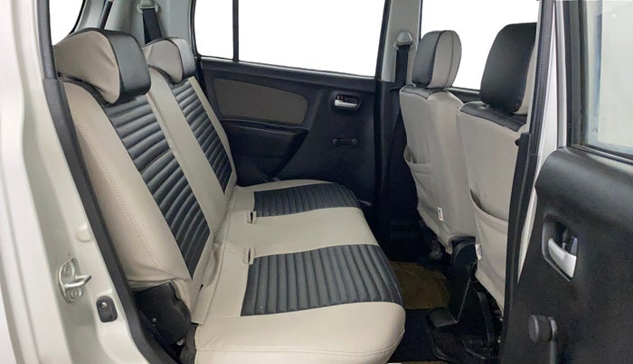 2014 Maruti Wagon R 1.0 LXI, Petrol, Manual, 23,629 km, Right Side Rear Door Cabin