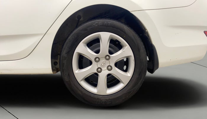 2013 Hyundai Verna FLUIDIC 1.6 VTVT EX, Petrol, Manual, 89,519 km, Left Rear Wheel