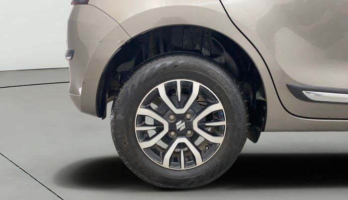2021 Maruti Swift VXI, Petrol, Manual, 24,935 km, Right Rear Wheel