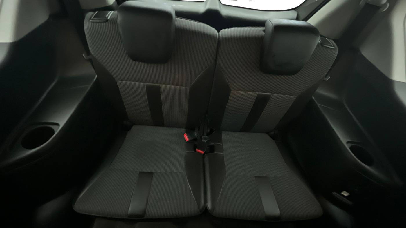 2022 Maruti XL6 ZETA MT, Petrol, Manual, 81,177 km, Third Seat Row ( optional )
