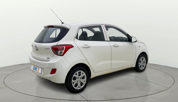 2016 Hyundai Grand i10 MAGNA 1.2 KAPPA VTVT, Petrol, Manual, 46,536 km, Right Back Diagonal