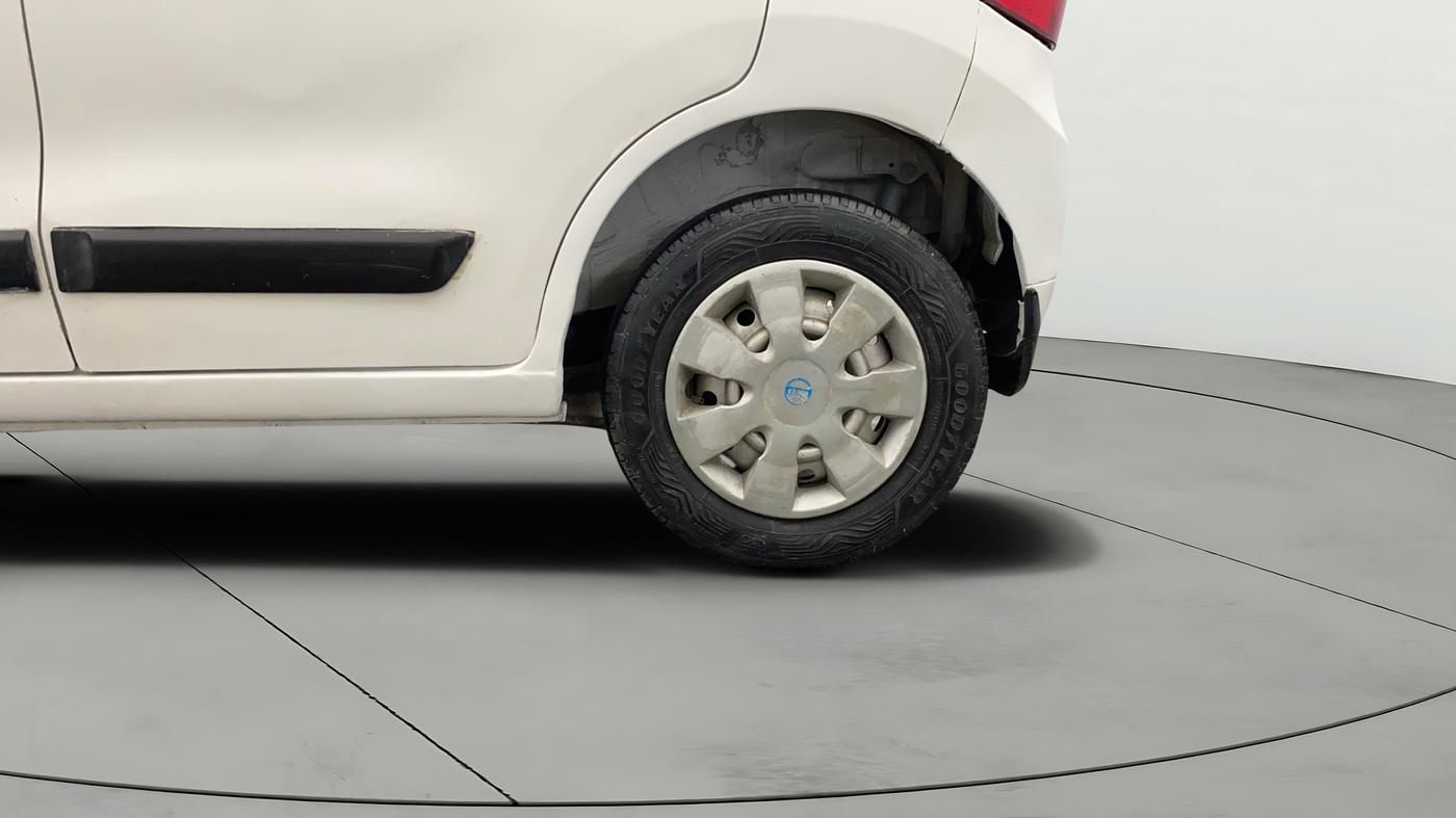 2013 Maruti Wagon R 1.0 LXI CNG, CNG, Manual, 74,541 km, Left Rear Wheel