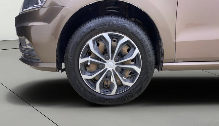 2016 Volkswagen Ameo COMFORTLINE 1.2L, Petrol, Manual, 1,13,850 km, Left Front Wheel