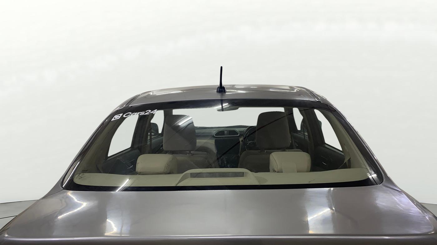 2021 Maruti Dzire VXI, Petrol, Manual, 1,37,911 km, Rear Windshield