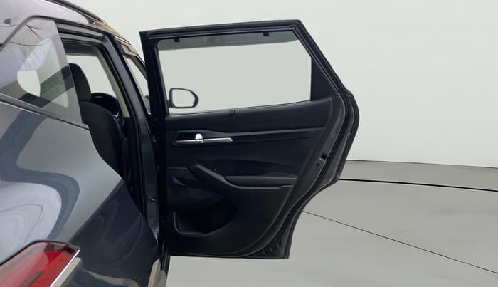 2020 KIA SELTOS HTK PLUS 1.5, Petrol, Manual, 35,046 km, RHS Rear Door