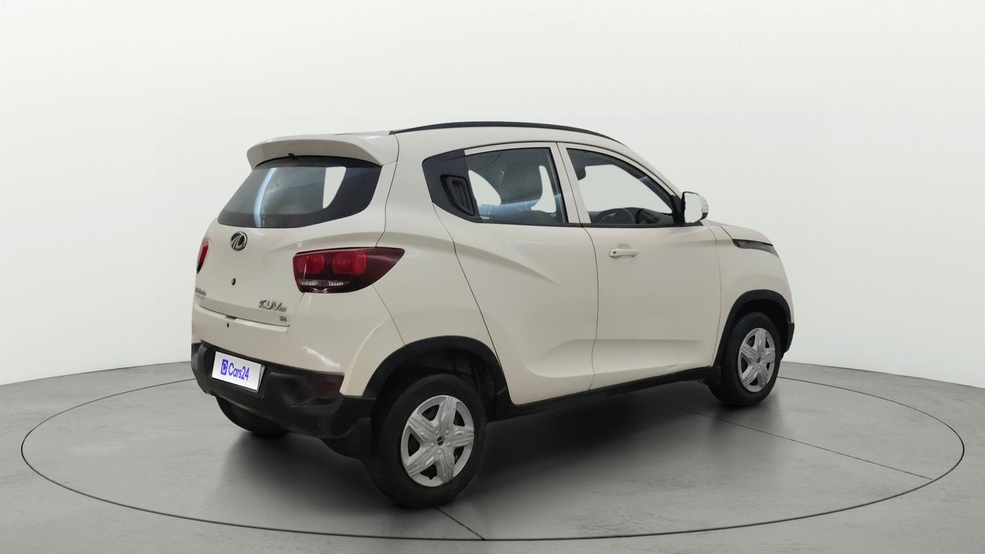 2016 Mahindra Kuv100 K4 5 STR, Petrol, Manual, 44,283 km, Right Back Diagonal