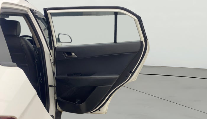 2016 Hyundai Creta SX (O) 1.6 DIESEL, Diesel, Manual, 88,145 km, RHS Rear Door