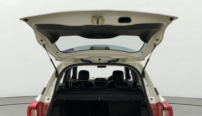 2020 Maruti Vitara Brezza ZXI AT SHVS, Petrol, Automatic, 72,389 km, Boot Door Open